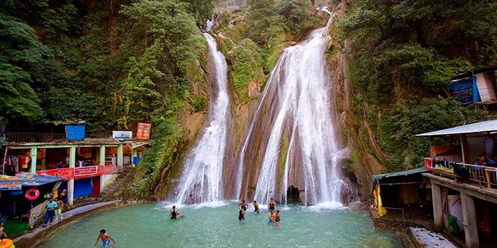 Kempty Falls - Mussoorie, Uttarakhand